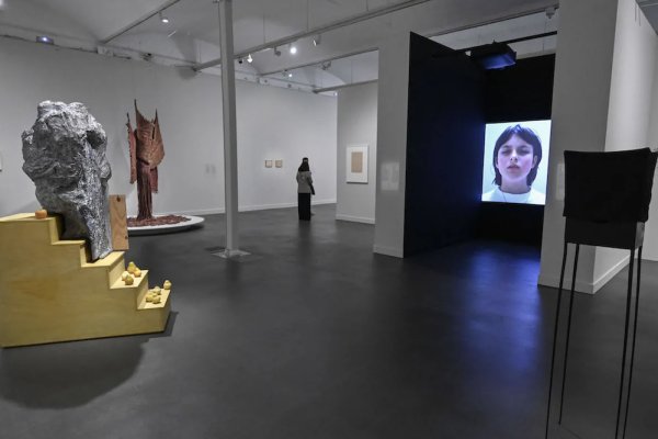 I més enllà, el misteri