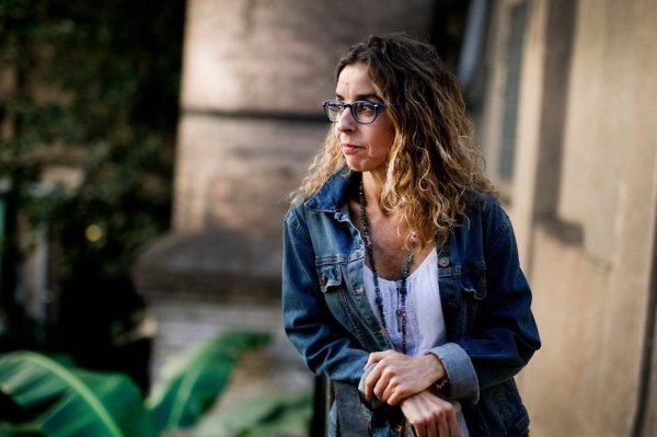 “Només ens interessa un país quan ens esquitxa”