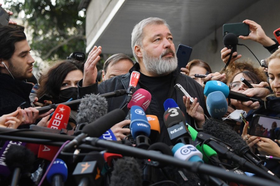 El Nobel que desafia al poder